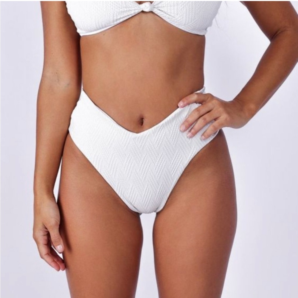 NWT! Skatie Melly Bottoms